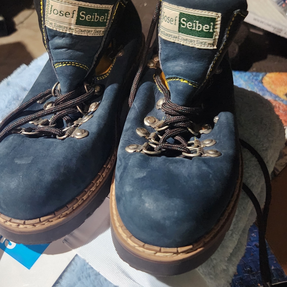 Josef Seibel Men's Navy Blue Leather Hiking Boots